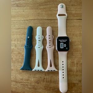 Apple Watch - Series 5 - 40mm - Used